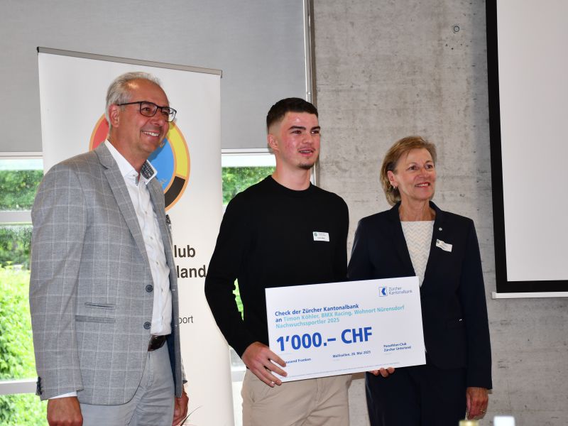 Thomas Keller (Laudatio), Timon Köhler, Doris Klein (Vizepräsidentin & Moderation), v.l.n.r. 
