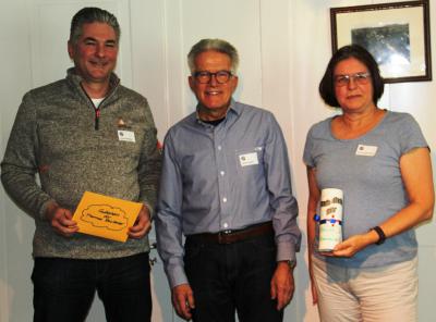 Die zurückgetretenen Vorstandsmitglieder Thomas Reutener (links) und Denise Dübendorfer (rechts).